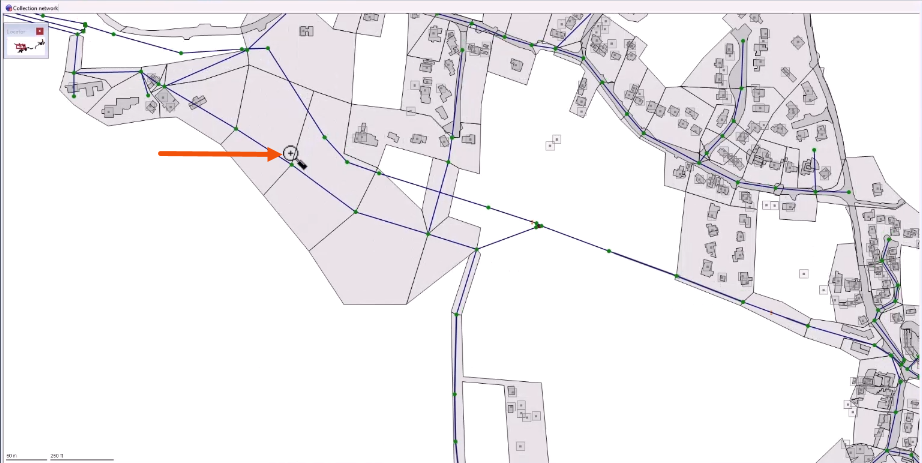 The QuickZoom feature activated, and, in the GeoPlan, the QuickZoom icon called out with a red arrow.