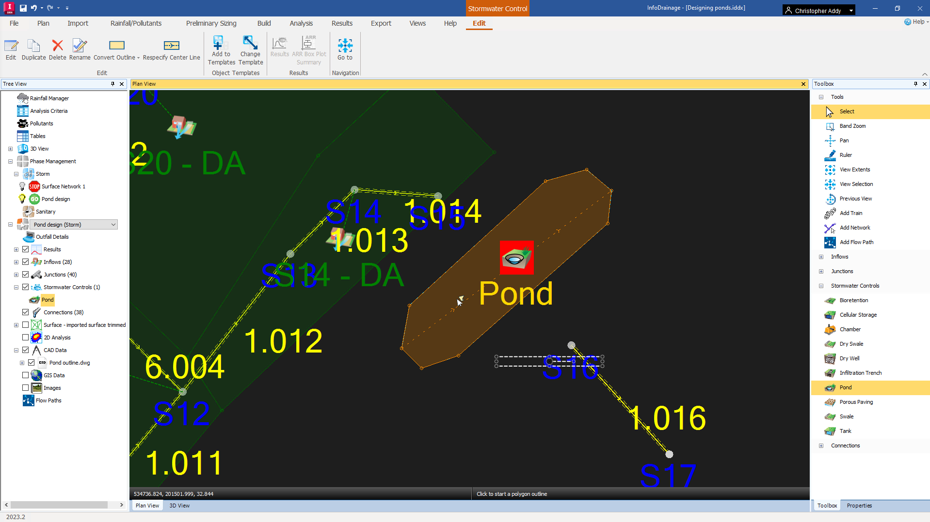 The InfoDrainage interface, showing the imported pond outline in the model with the InfoDrainage pond object icon showing in it in the Plan View.