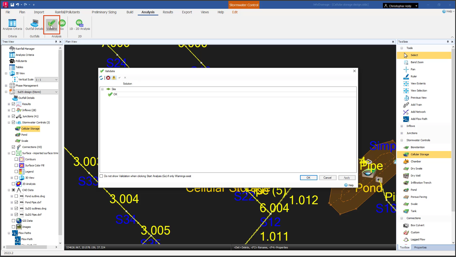 The InfoDrainage Interface, with the Validate button in the ribbon highlighted as having been selected, and the Validate dialog box open and reporting that there were no errors in the analysis.